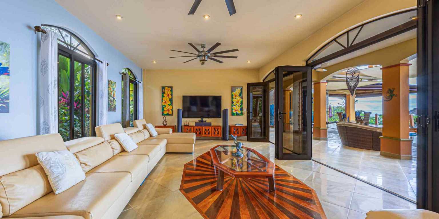 ConeCat-04(1) Exclusive Unique 6-Bedroom Estate with Incredible Coastline Views in Escaleras near Dominical Costa Rica