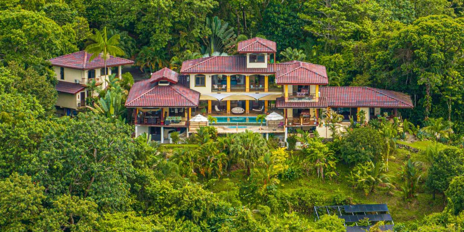 ConeCat-04 Exclusive Unique 6-Bedroom Estate with Incredible Coastline Views in Escaleras near Dominical Costa Rica