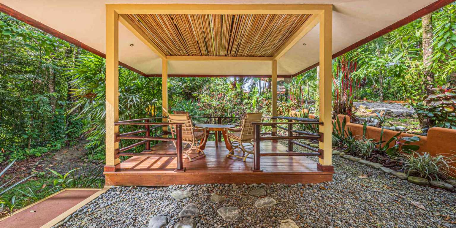 ConeCat-61 Exclusive Unique 6-Bedroom Estate with Incredible Coastline Views in Escaleras near Dominical Costa Rica