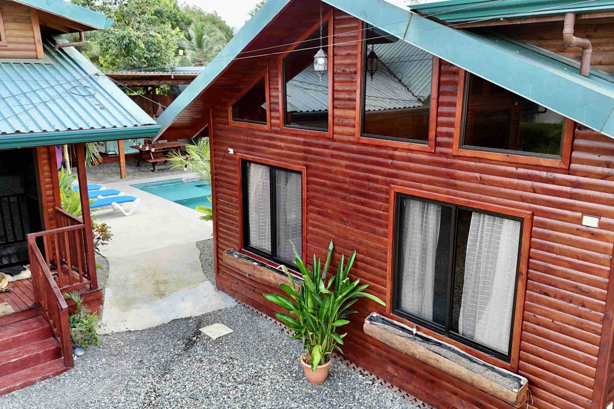 Foto 29-8-24, 09 33 58 Charming Pine Cabins with Home, Cabin & Pool Near the Whale’s Tail Beach in Bahia near Uvita Costa Rica