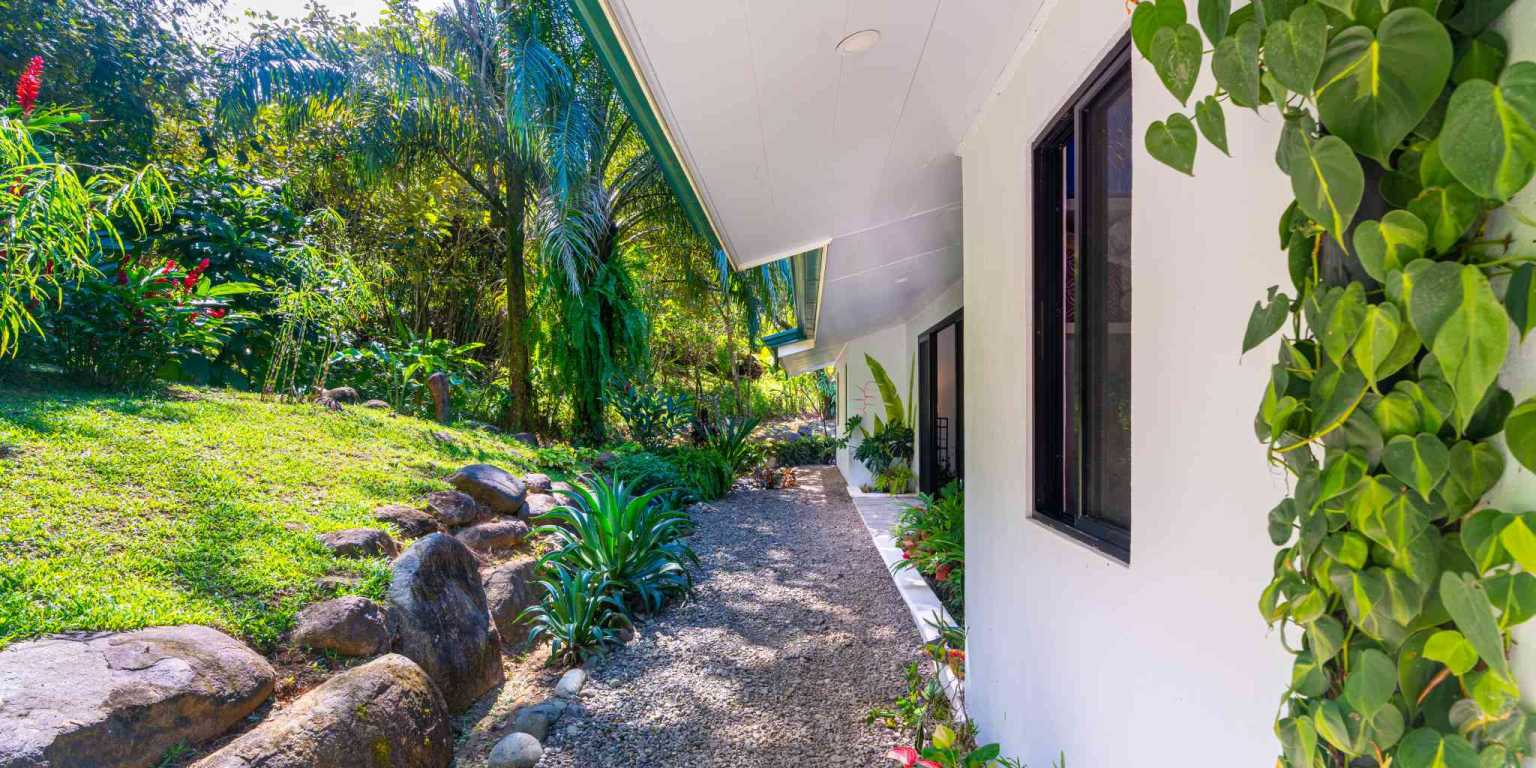 WestviewStudio–20 Ocean View 2-Bedroom Home plus Guesthouse & Pool in Uvita Costa Rica