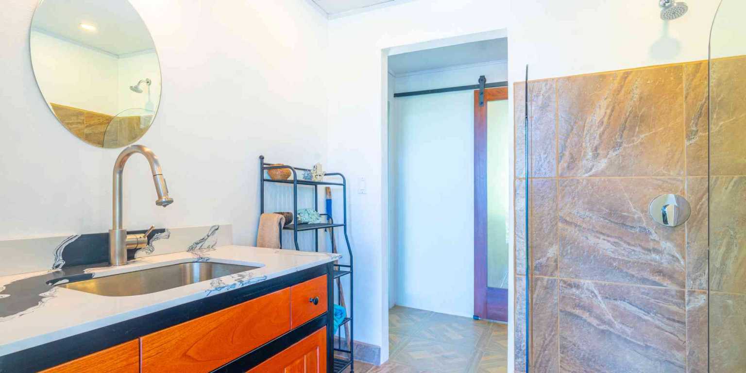 WestviewStudio–58 Ocean View 2-Bedroom Home plus Guesthouse & Pool in Uvita Costa Rica