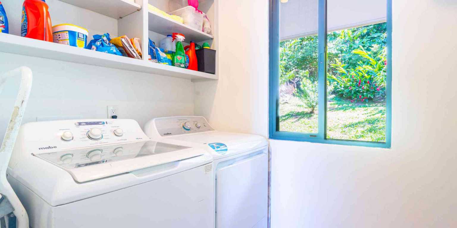 WestviewStudio–60 Ocean View 2-Bedroom Home plus Guesthouse & Pool in Uvita Costa Rica