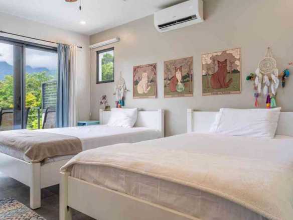 Modern Two-Story 3-Bedroom House with Pool, photo 5 of 20
