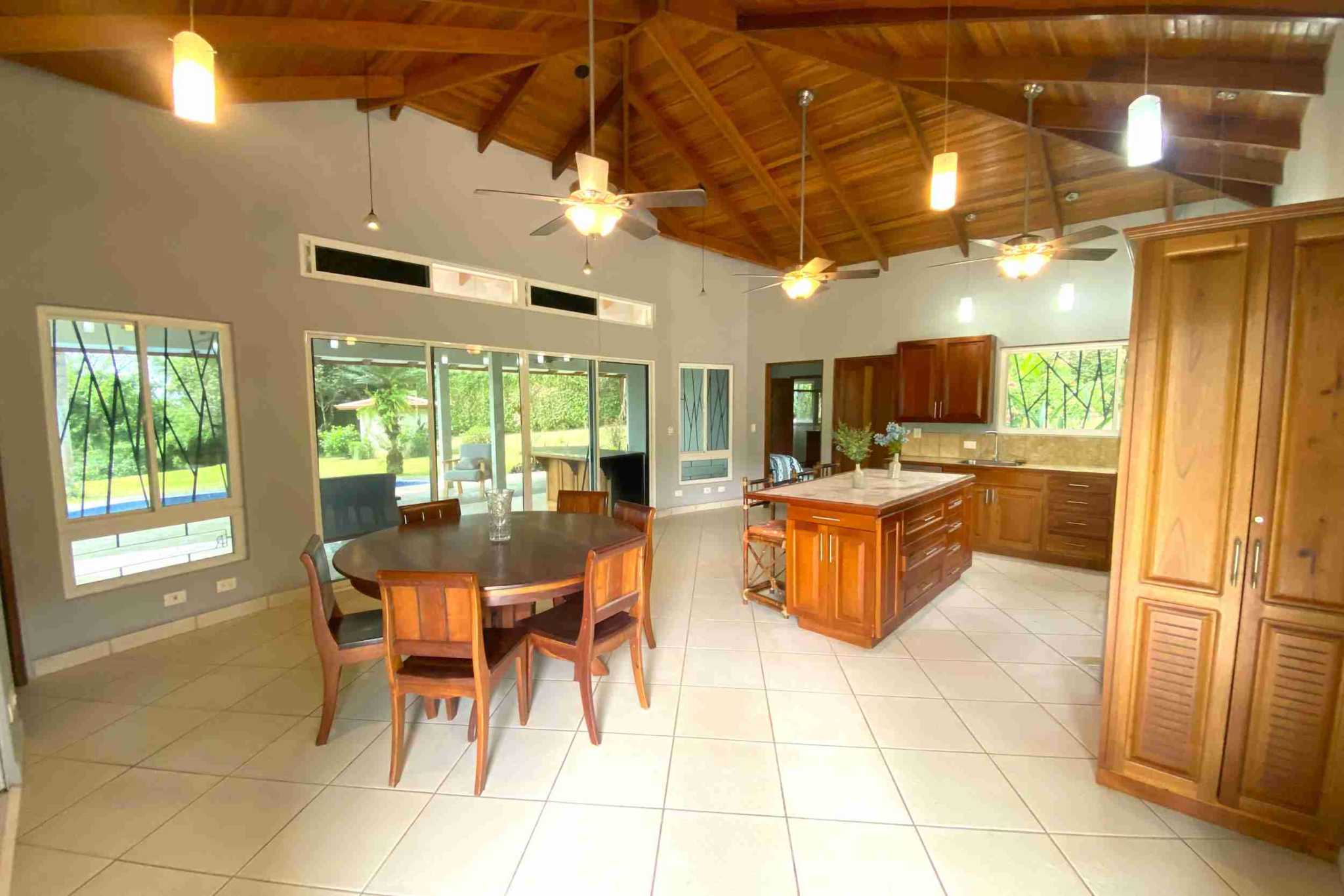 Very Private Mountain View 3-Bedroom Home in Ojochal Costa Rica