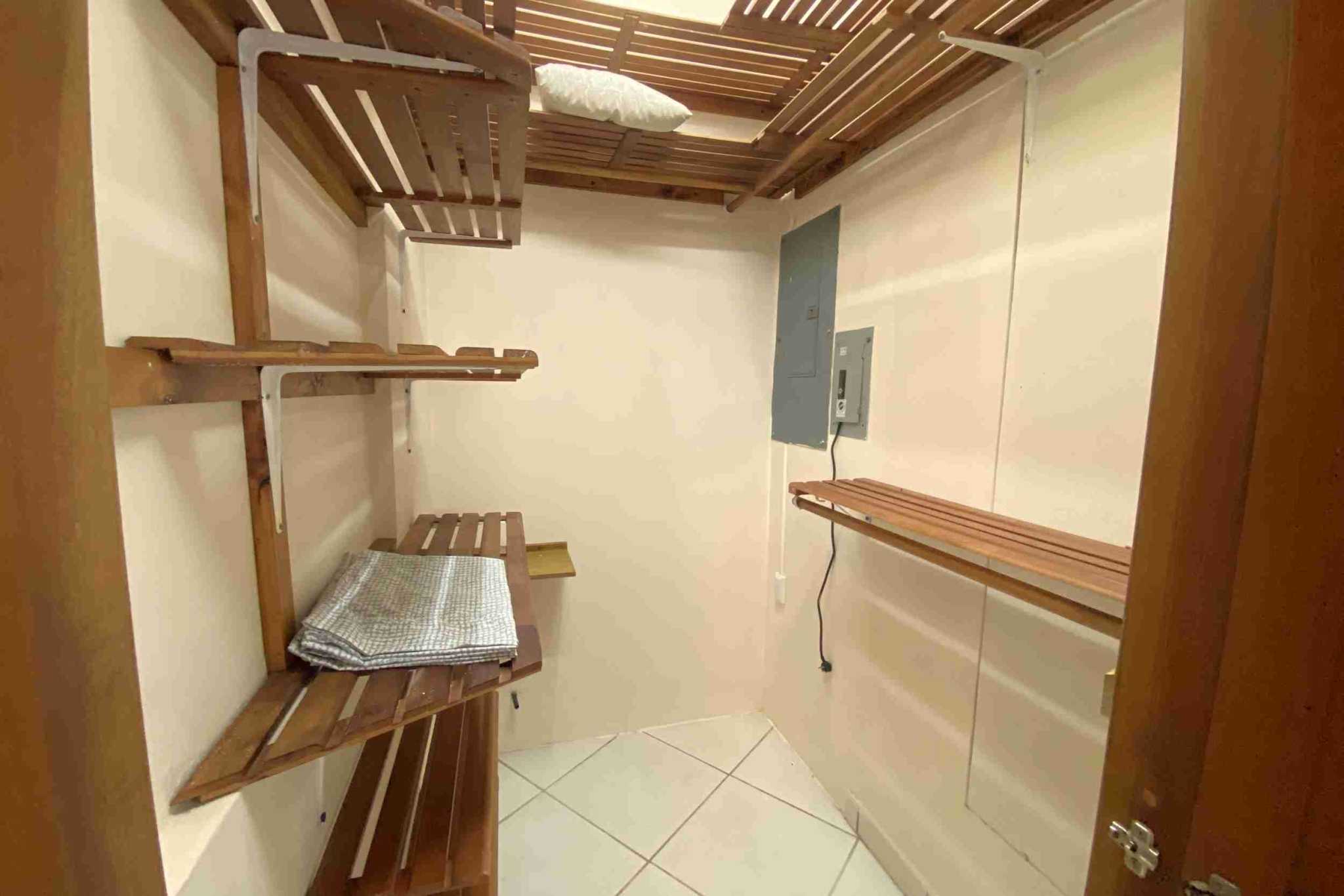 Very Private Mountain View 3-Bedroom Home in Ojochal Costa Rica