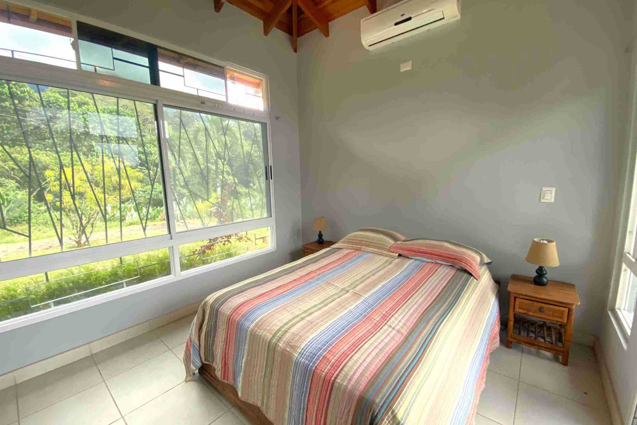 Very Private Mountain View 3-Bedroom Home in Ojochal Costa Rica