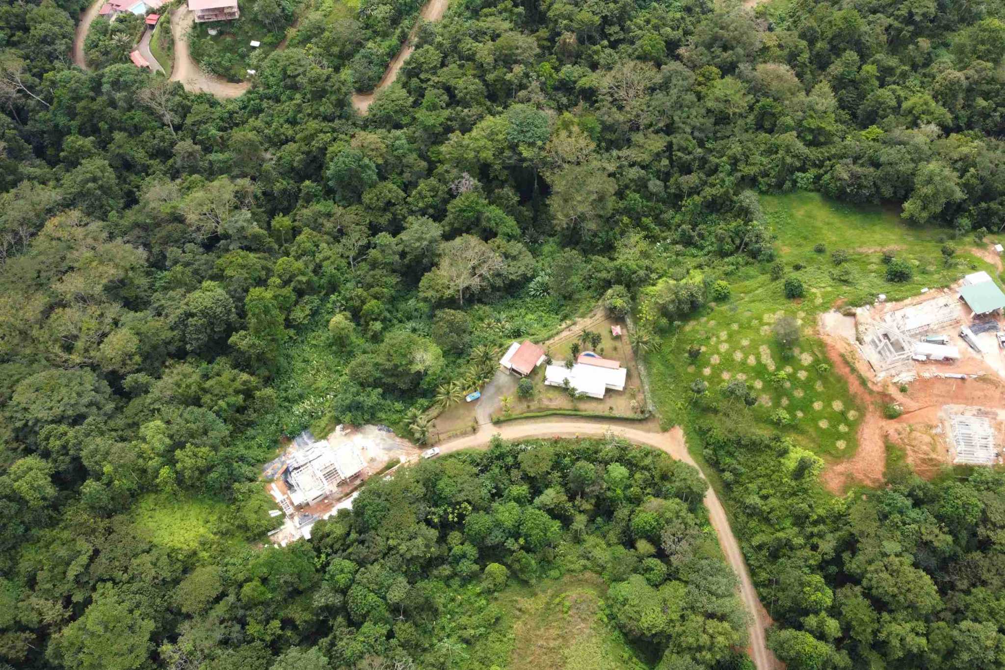 Very Private Mountain View 3-Bedroom Home in Ojochal Costa Rica