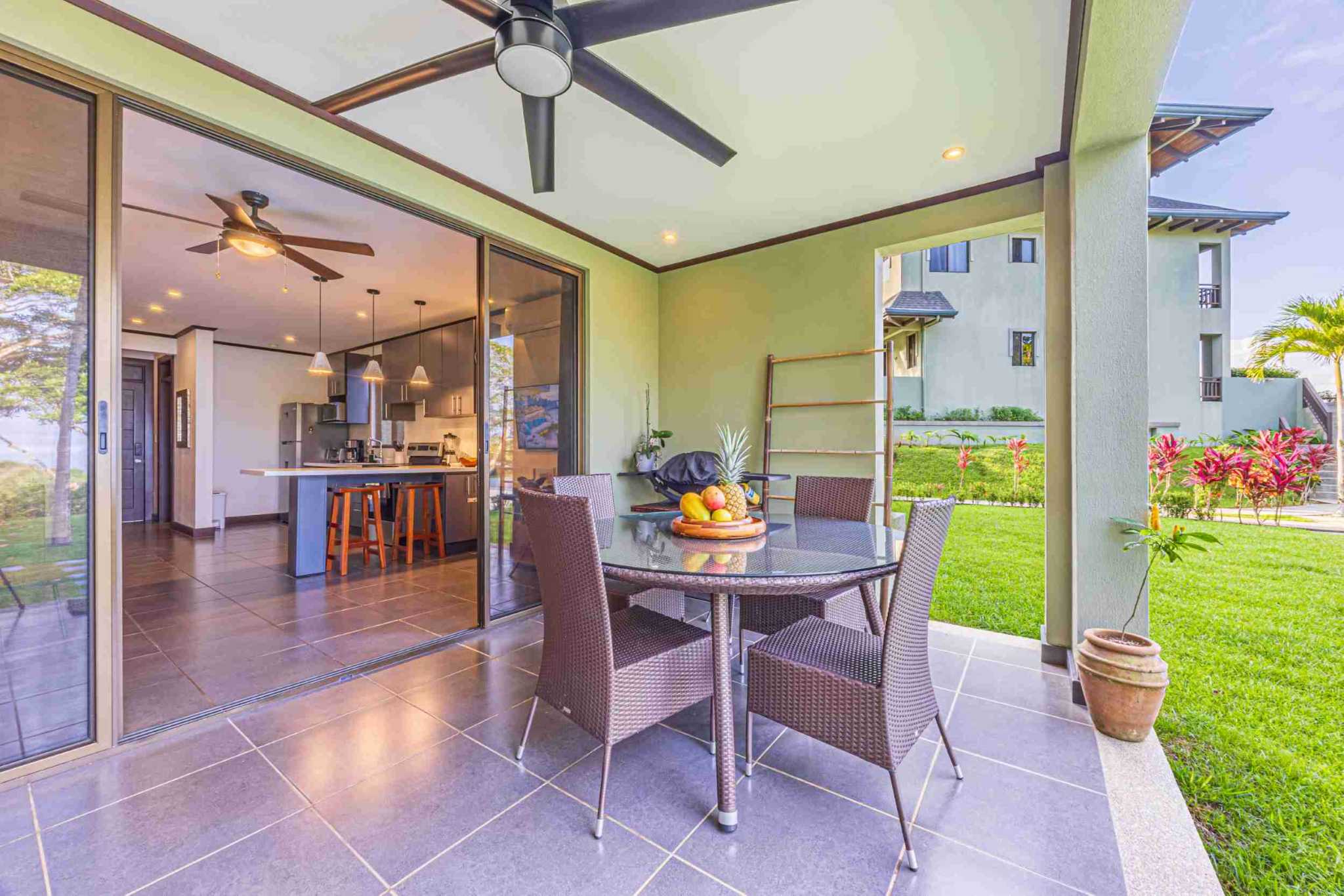 35625-condo- (12) Ocean View 2-Bedroom Condo with Amazing Ocean Views & Huge Community Pool only 2 Min to the Beach in Dominicalito Costa Rica