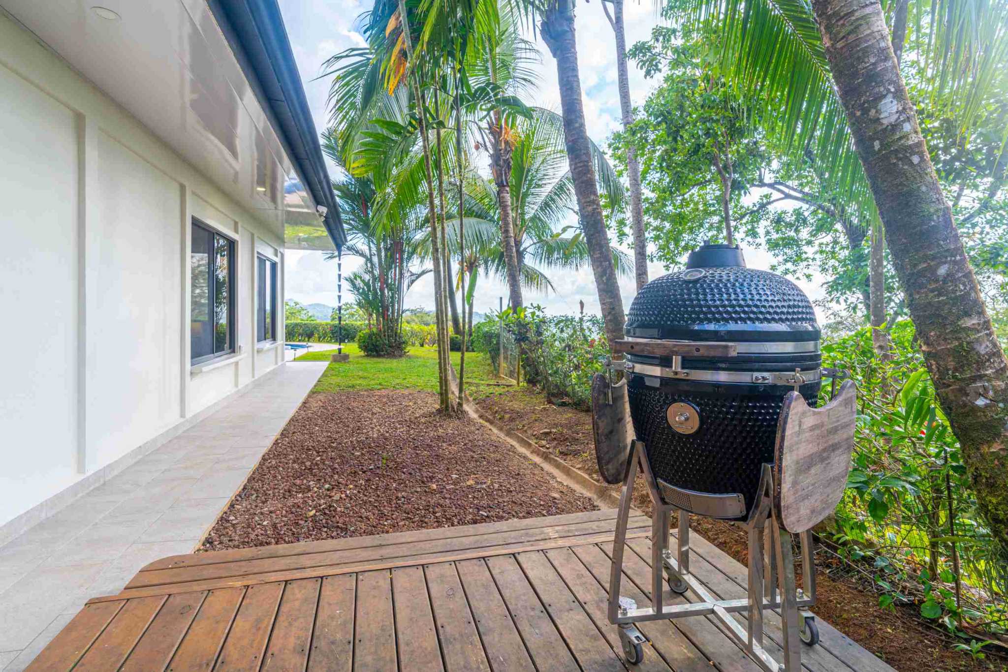 37654- (15) Breathtaking Ocean Sunset Views from 2-Bedroom Home in Ojochal Costa Rica