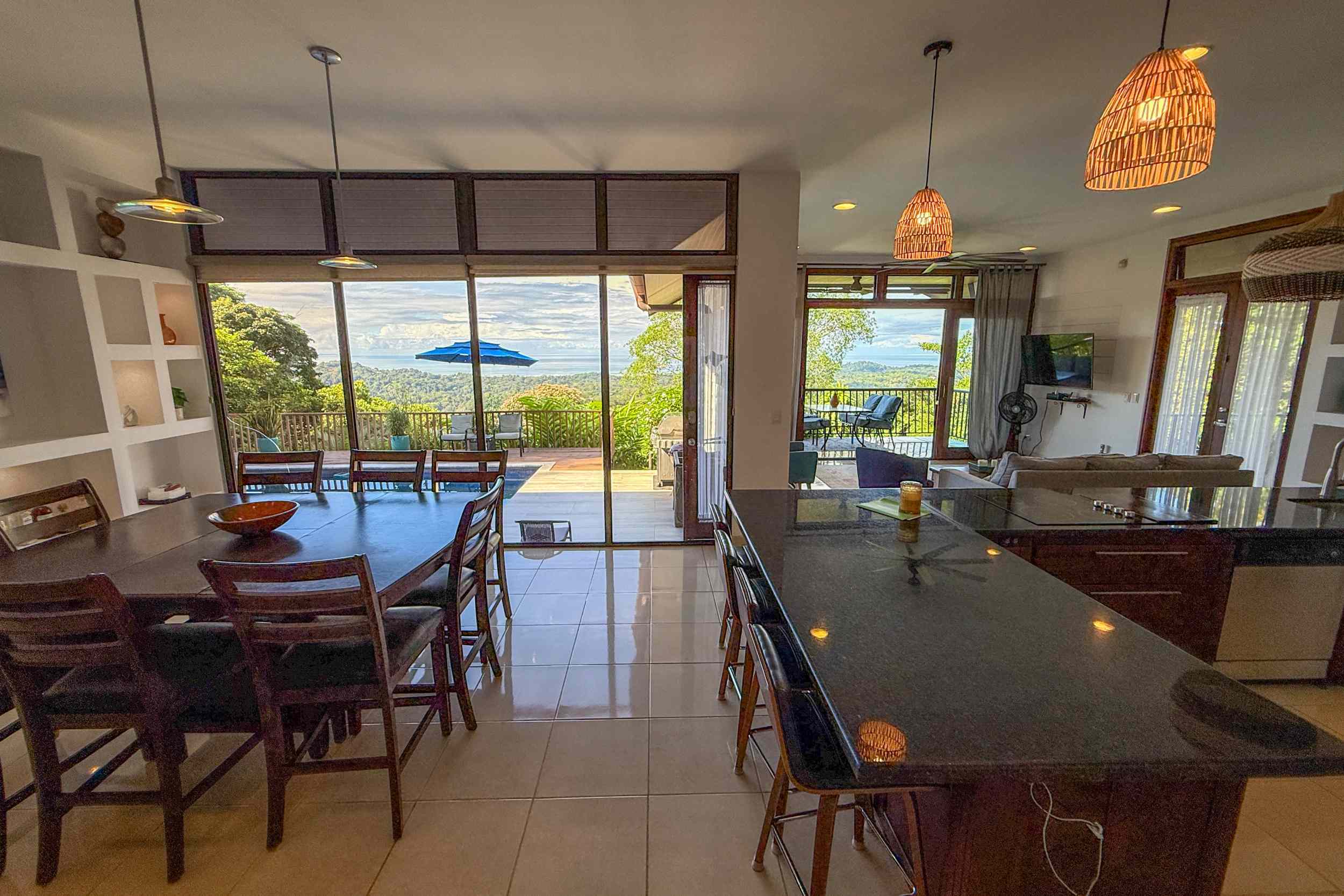 Panoramic Ocean View 4-Bedroom Home with Big Pool & Ample Space to Entertain in Ojochal Costa Rica