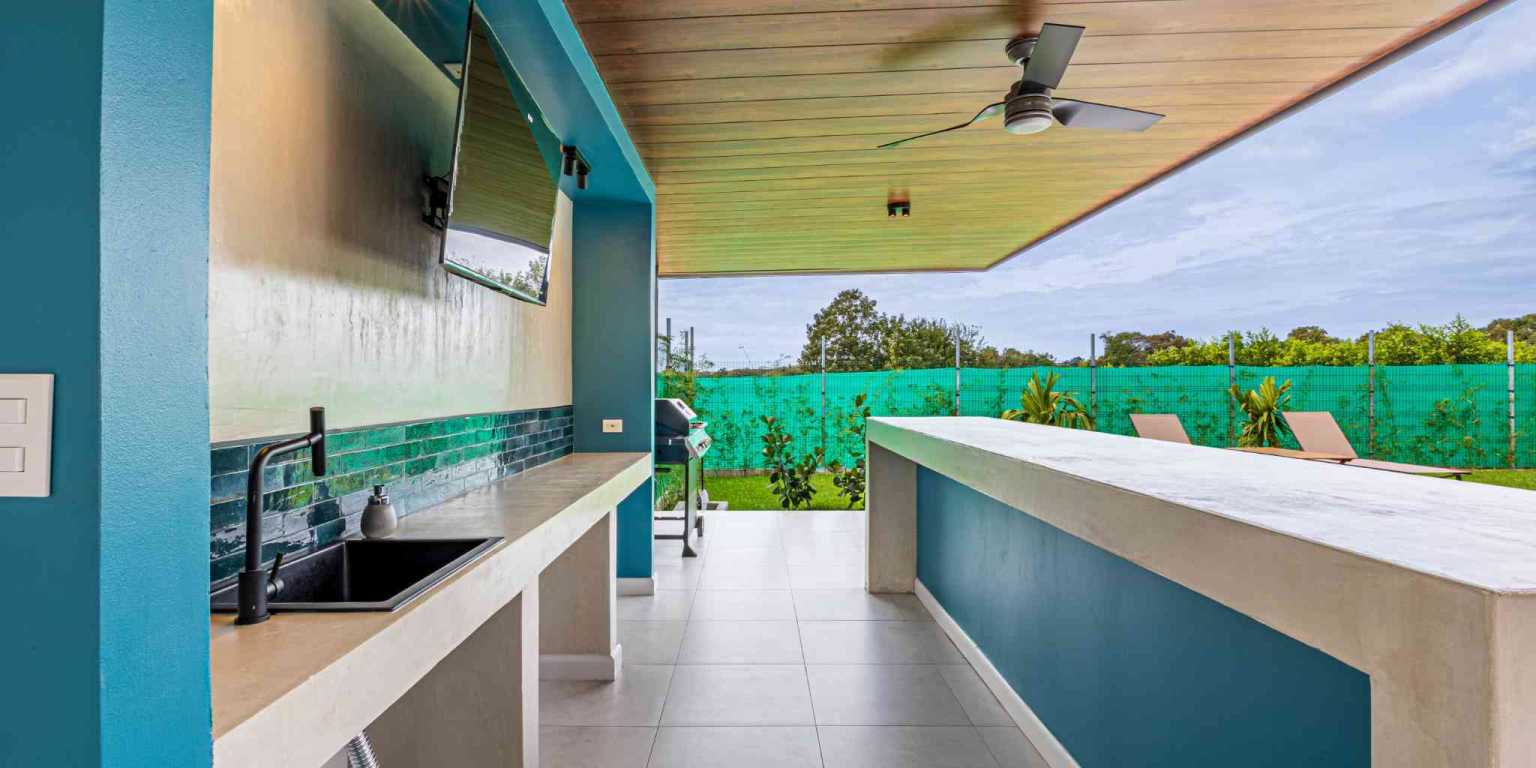 ConeCat-18 Brand New Luxury 3-Bedroom Home in a Premier Neighborhood in Uvita Costa Rica