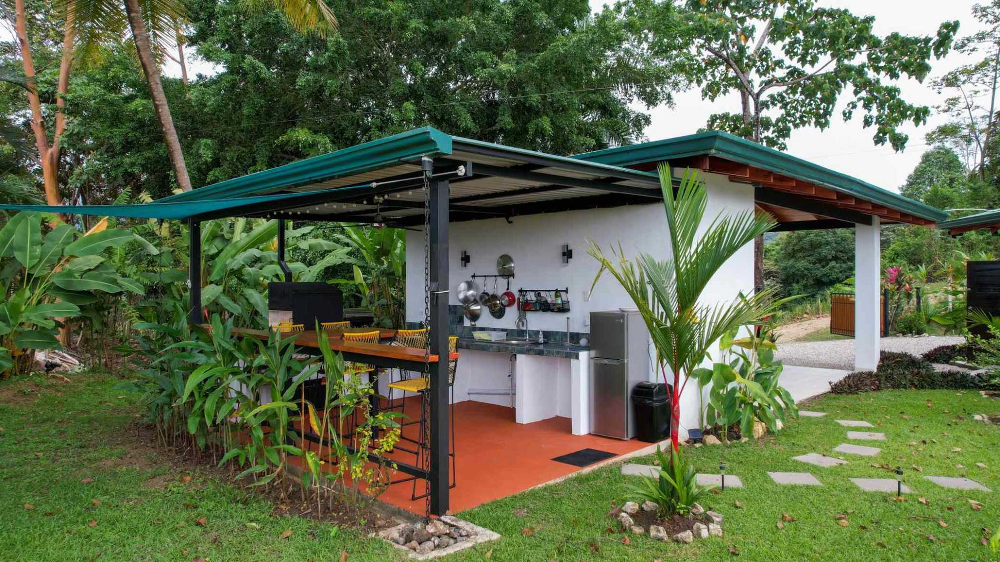 38702-chontales (12) Ocean View 2-Bedroom Home with Solar Power & Modern Comforts in Chontales near Ojochal Costa Rica