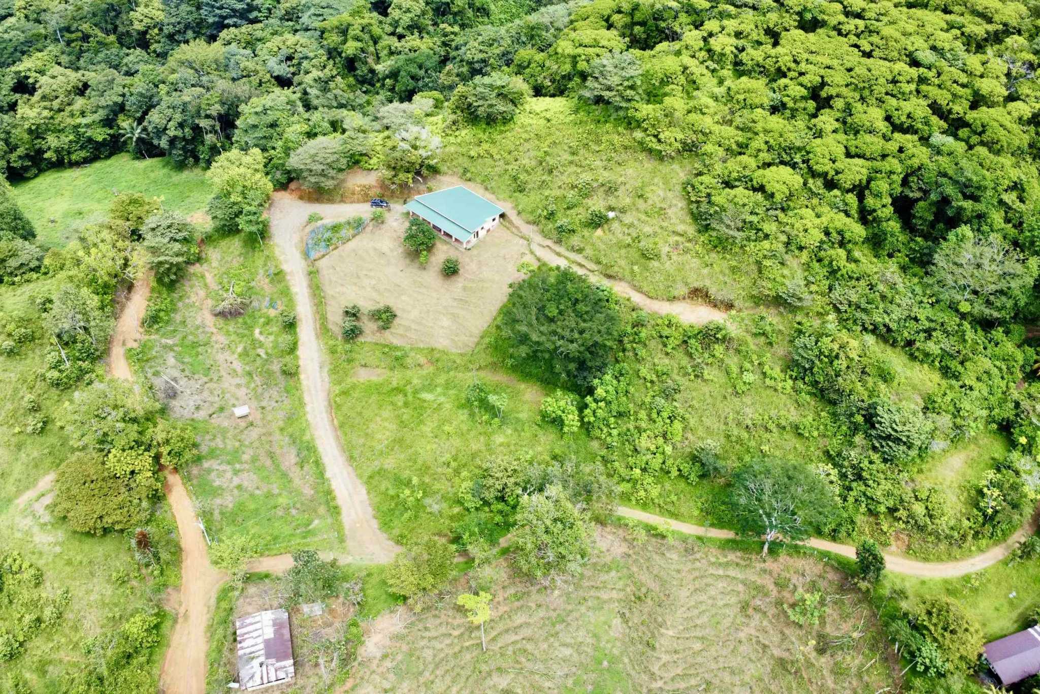 38766-hatillo (9) Home with 3-Bedrooms, Beautiful Views, Several More Building Sites, & Perfect For Small Farm in Hatillo near Dominical Costa Rica