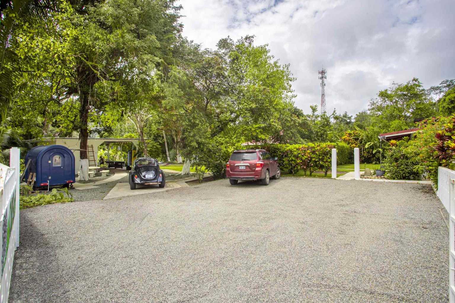 38795- (4) Turn-Key Riverside Business & 3 Bedroom Home Near Dominical Costa Rica