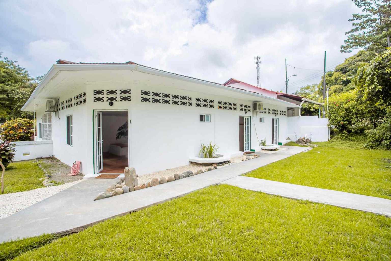 38795- (7) Turn-Key Riverside Business & 3 Bedroom Home Near Dominical Costa Rica