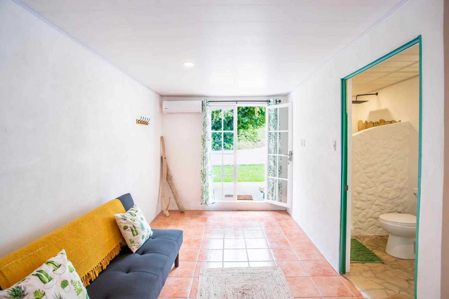 38795- (10) Turn-Key Riverside Business & 3 Bedroom Home Near Dominical Costa Rica