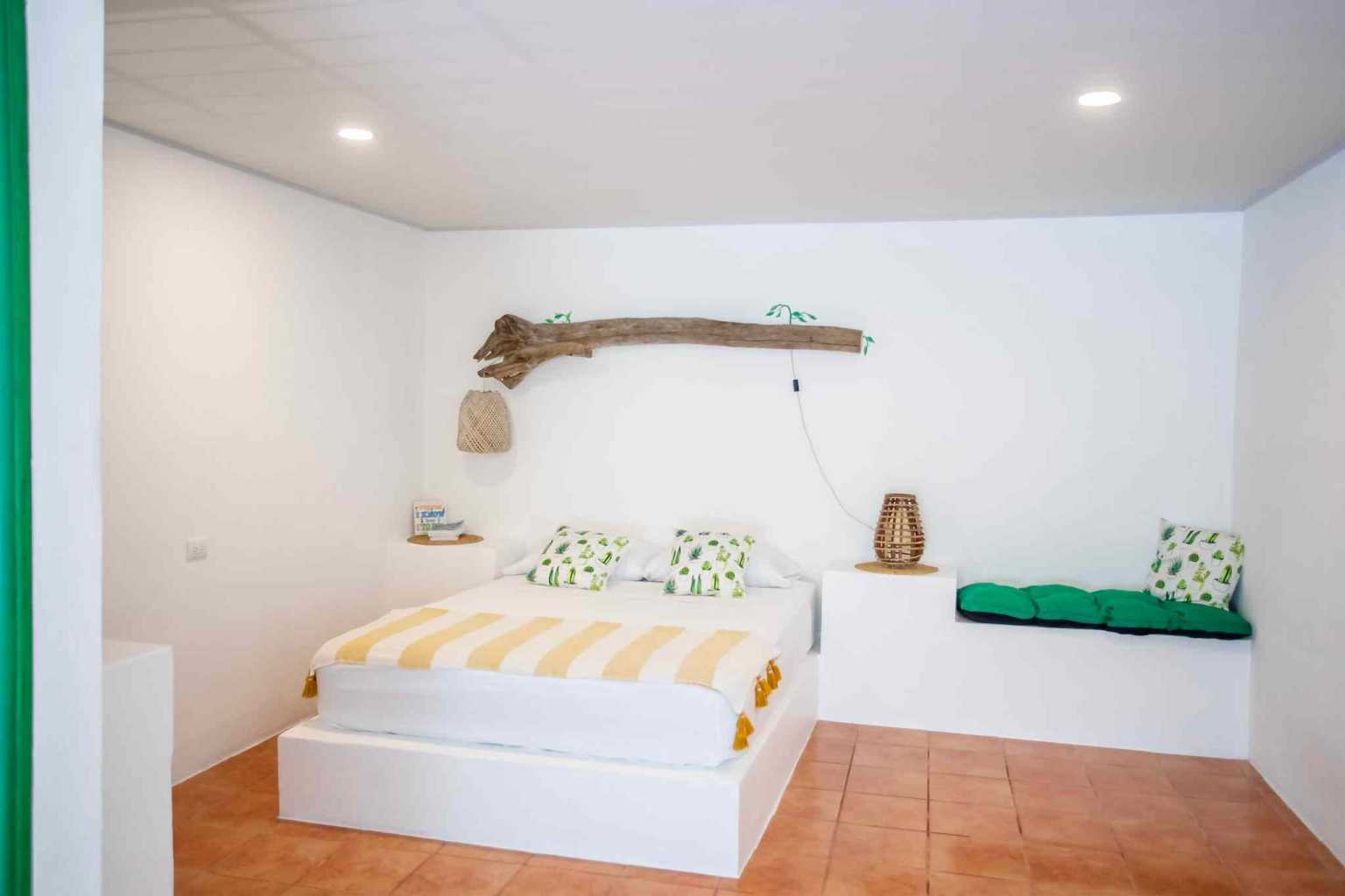 38795- (34) Turn-Key Riverside Business & 3 Bedroom Home Near Dominical Costa Rica