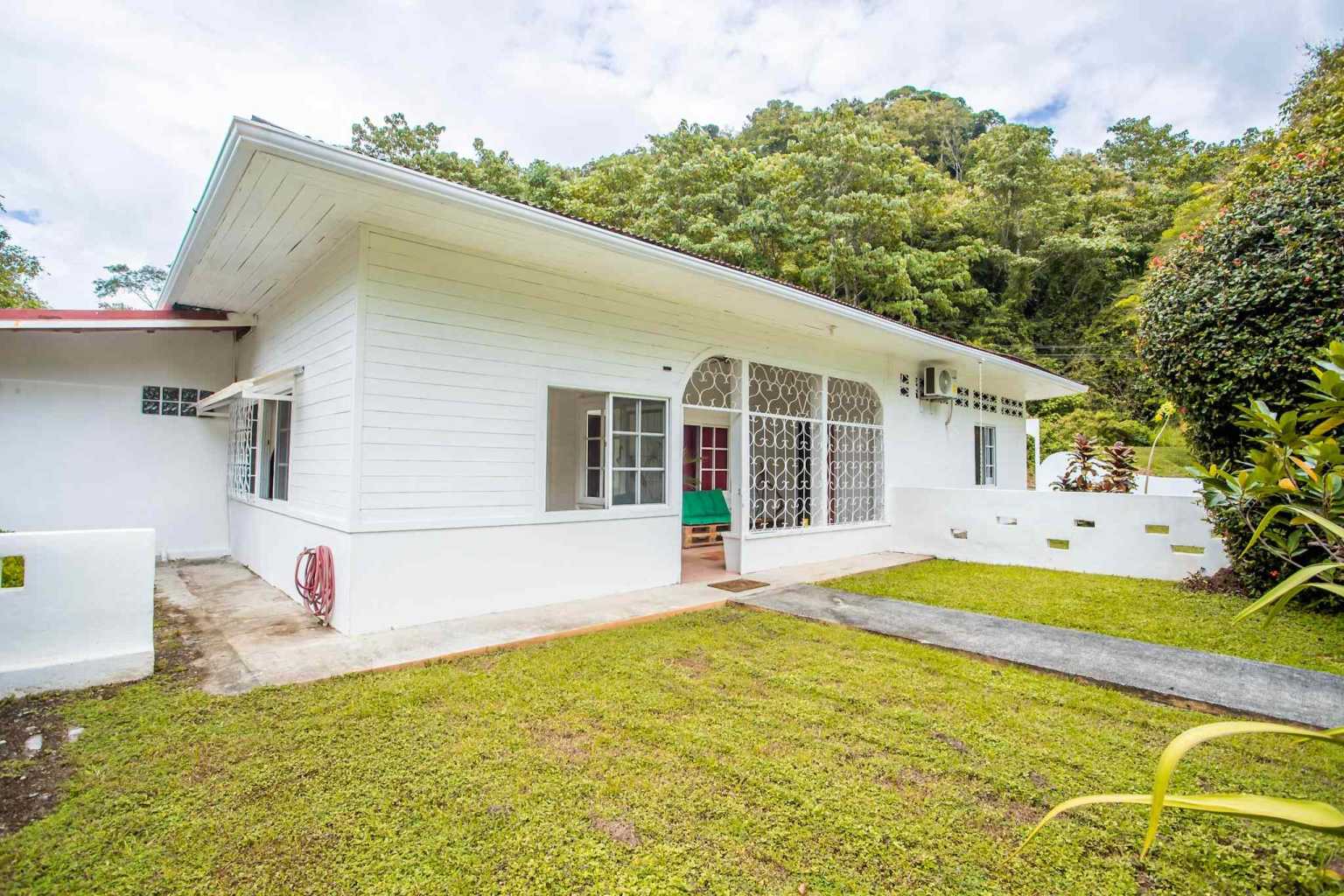 38795- (43) Turn-Key Riverside Business & 3 Bedroom Home Near Dominical Costa Rica