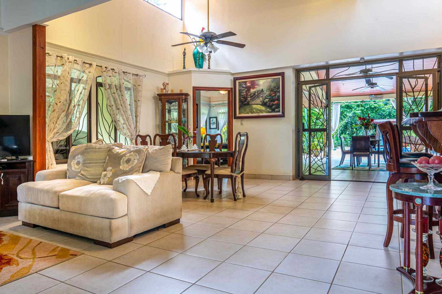 38899-cdb- (29) Centally-Located, Easy Access 3-Bedroom Home with Pool in Ojochal Costa Rica