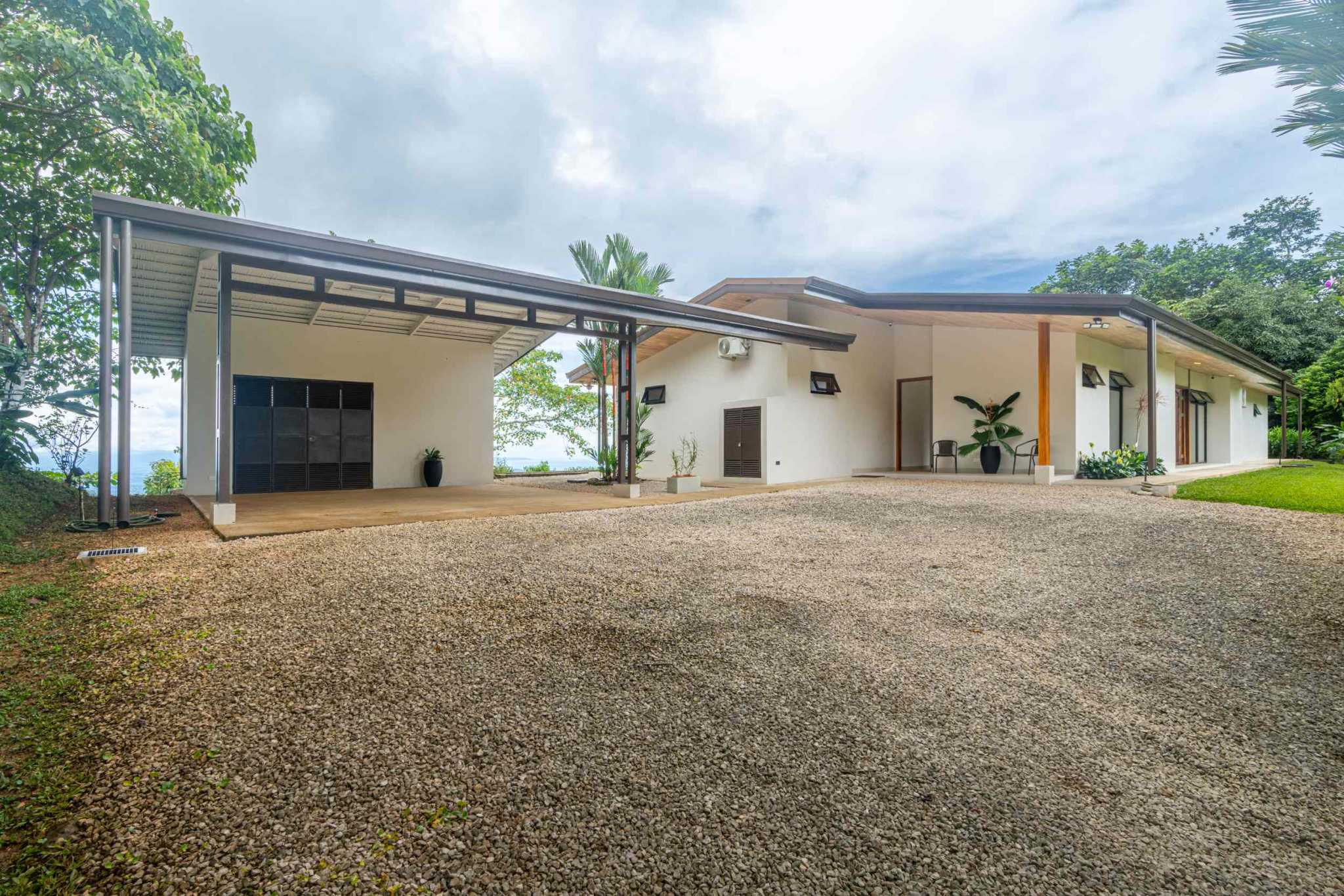 39058-tresrios (3) Jaw Dropping Ocean Views with 2-Bedroom Home & Room to Build More in Tres Rios Costa Rica