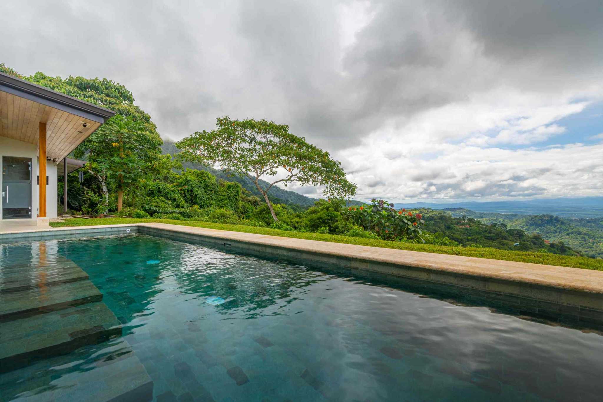 39058-tresrios (8) Jaw Dropping Ocean Views with 2-Bedroom Home & Room to Build More in Tres Rios Costa Rica