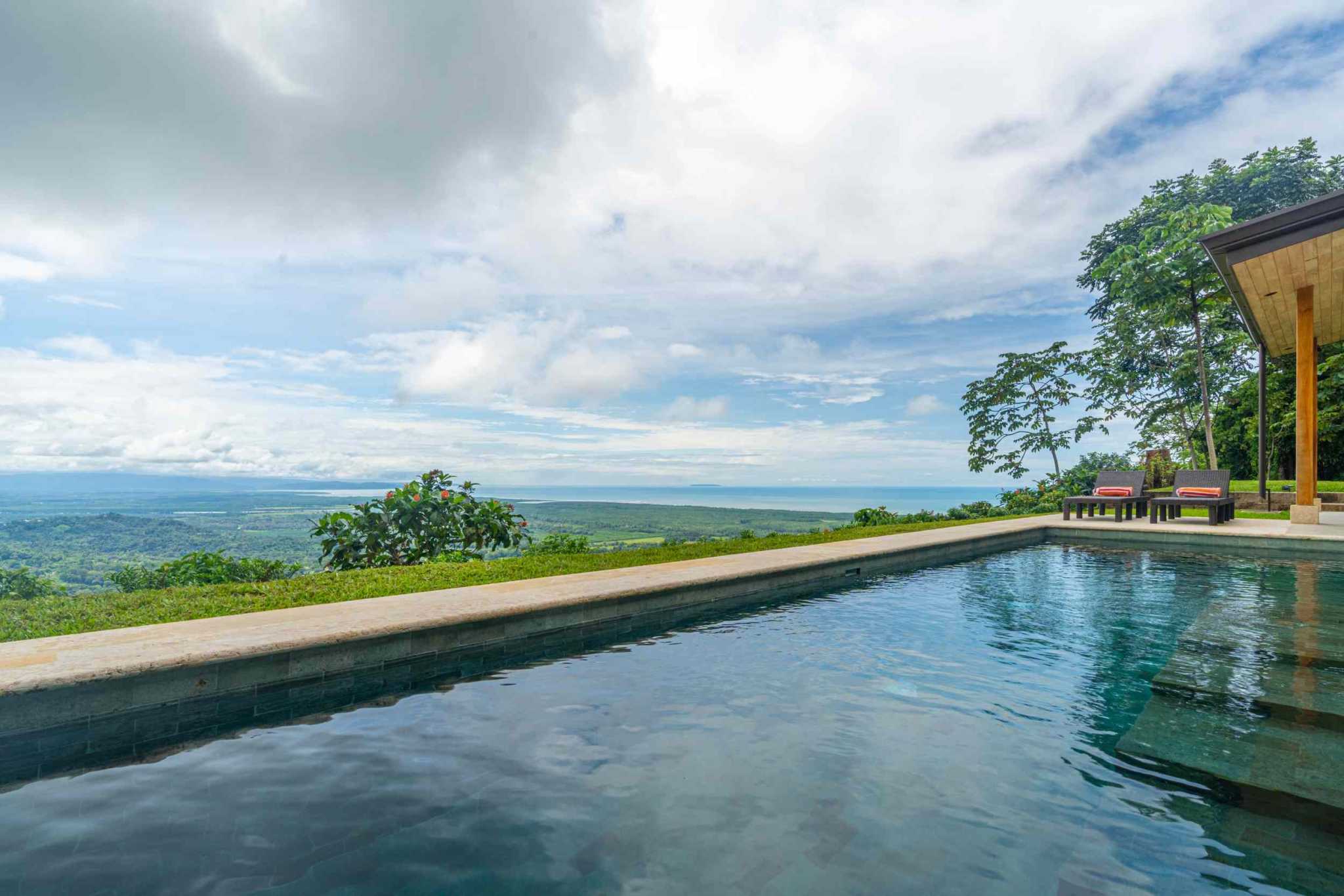 39058-tresrios (9) Jaw Dropping Ocean Views with 2-Bedroom Home & Room to Build More in Tres Rios Costa Rica