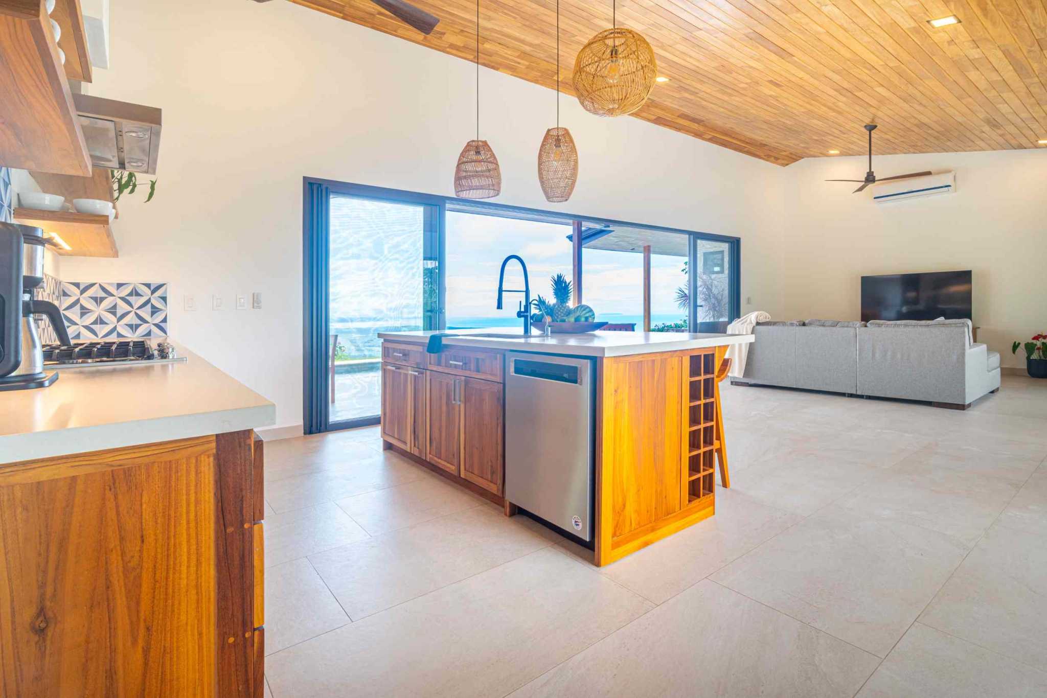 39058-tresrios (19) Jaw Dropping Ocean Views with 2-Bedroom Home & Room to Build More in Tres Rios Costa Rica
