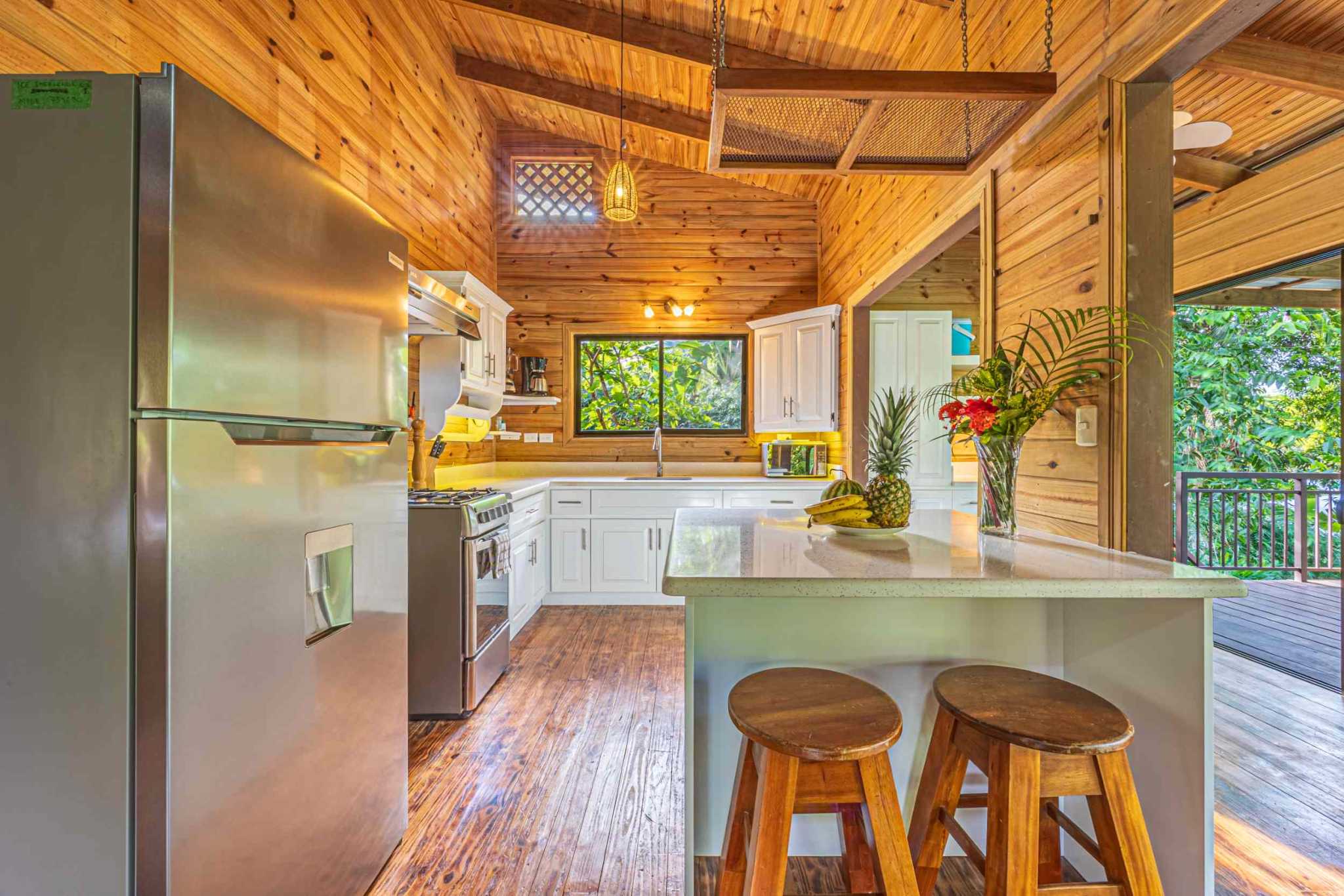39204 (20) Tropical Paradise with 3-Bedrooms & Small Pool with Income Potential in Hatillo near Dominical Costa Rica