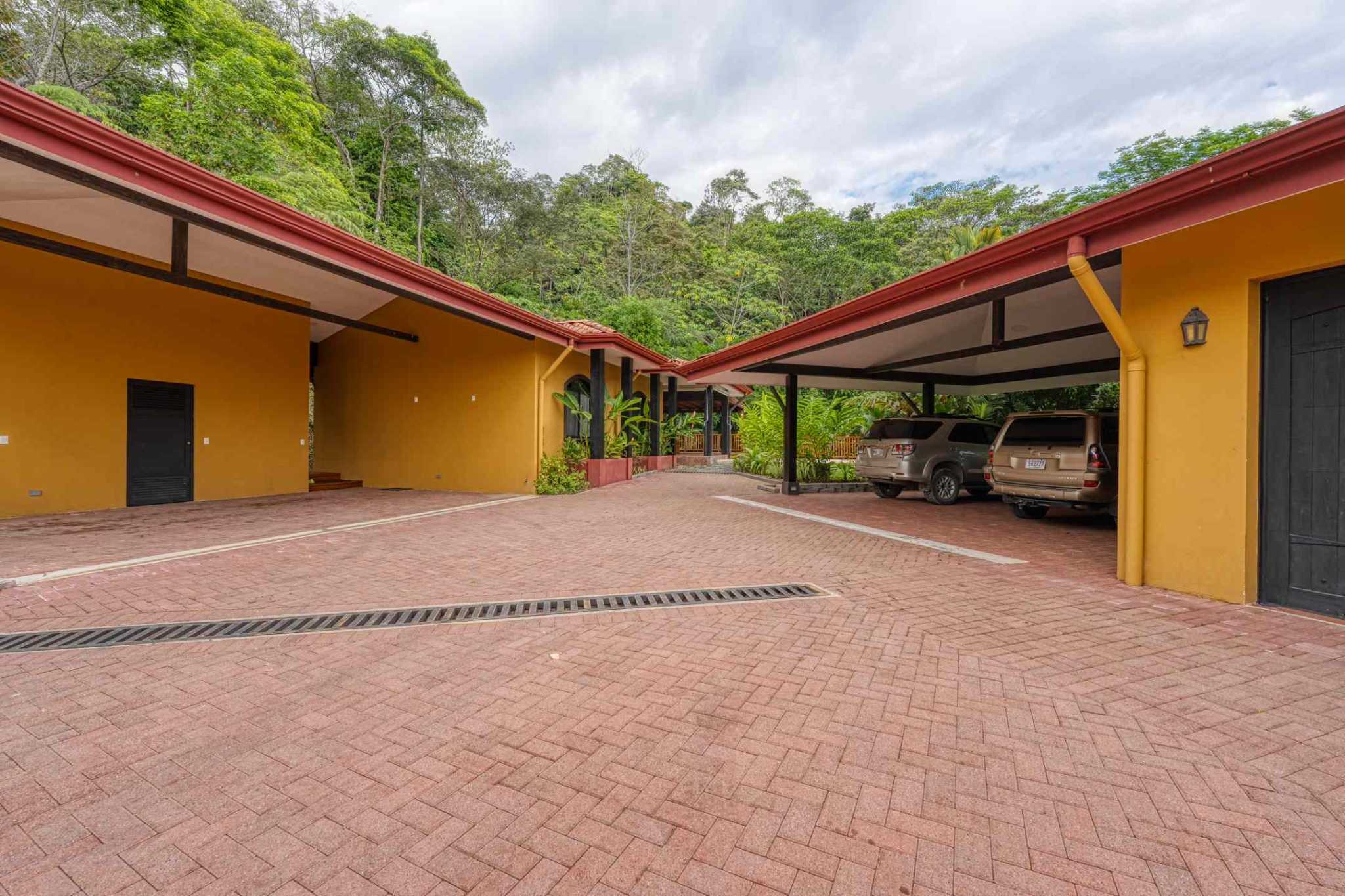 39351 (29) Luxurious 6-Bedroom Spanish Colonial Estate with Pool & Incredible Views in Uvita Costa Rica