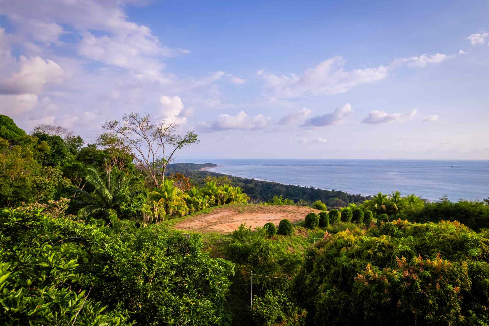 39540 (13) Ultra-Luxury Coastal 5-Bedroom, 10 Acre Estate with Iconic Whale’s Tail Views & Room to Build More in Uvita Costa Rica