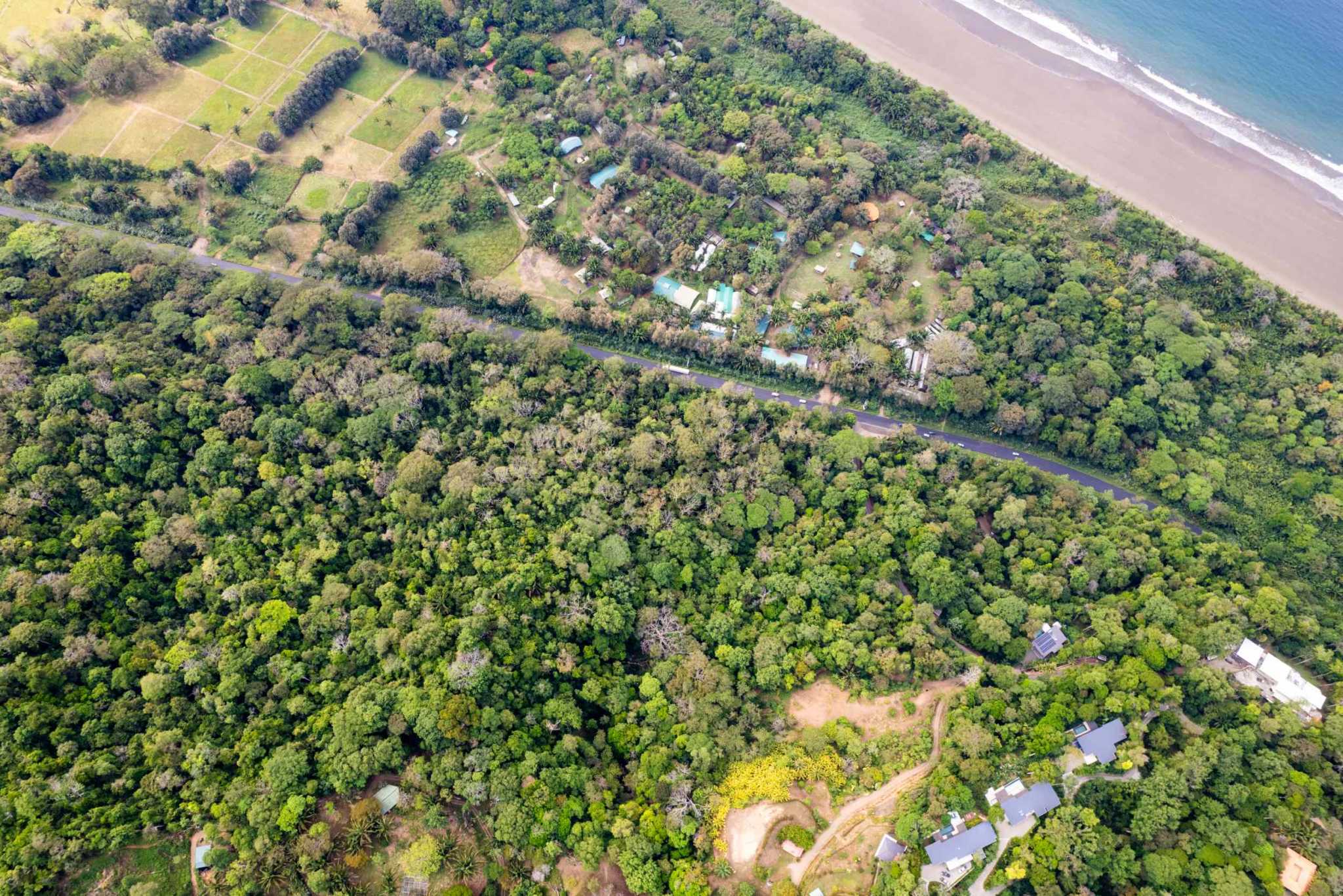 39540 (16) Ultra-Luxury Coastal 5-Bedroom, 10 Acre Estate with Iconic Whale’s Tail Views & Room to Build More in Uvita Costa Rica