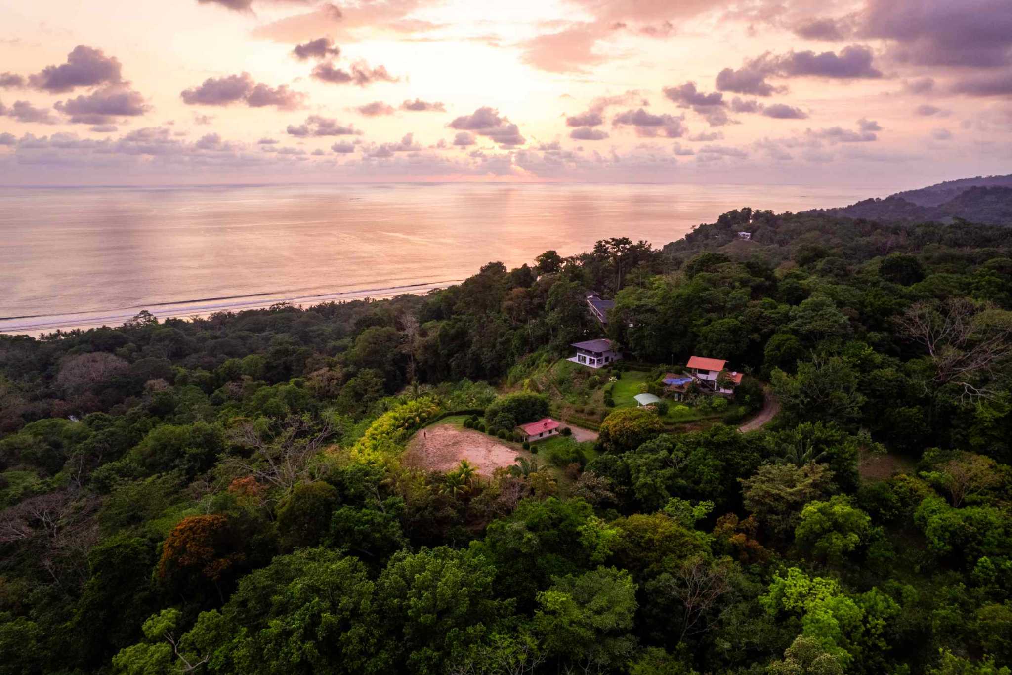 39540 (18) Ultra-Luxury Coastal 5-Bedroom, 10 Acre Estate with Iconic Whale’s Tail Views & Room to Build More in Uvita Costa Rica