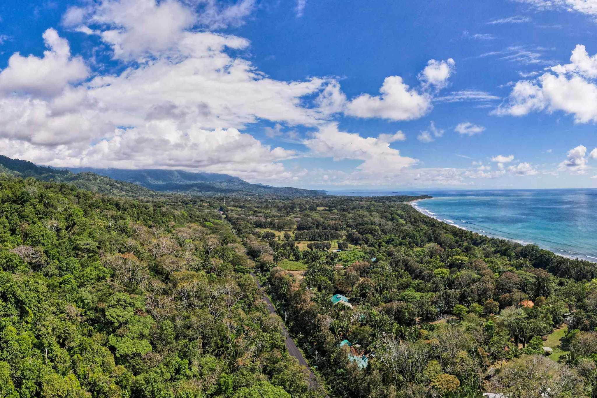 39540 (21) Ultra-Luxury Coastal 5-Bedroom, 10 Acre Estate with Iconic Whale’s Tail Views & Room to Build More in Uvita Costa Rica