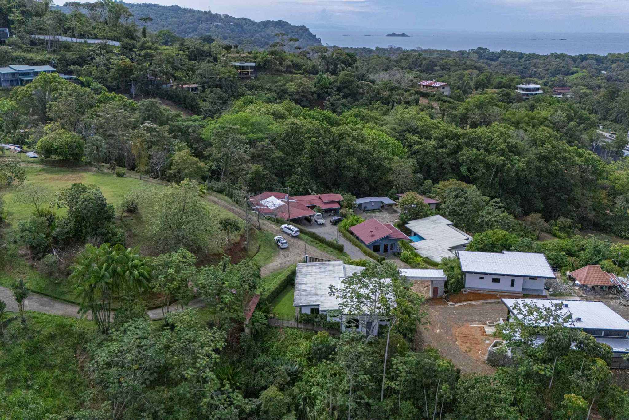 39572 (7) Cozy Turnkey 3-Bedroom Home with Pool in Uvita Costa Rica