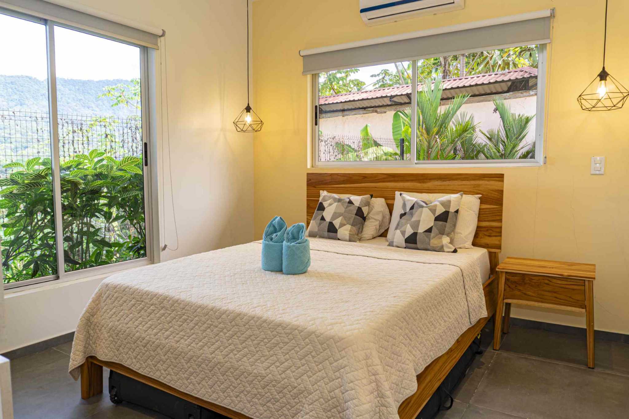 39572 (14) Cozy Turnkey 3-Bedroom Home with Pool in Uvita Costa Rica