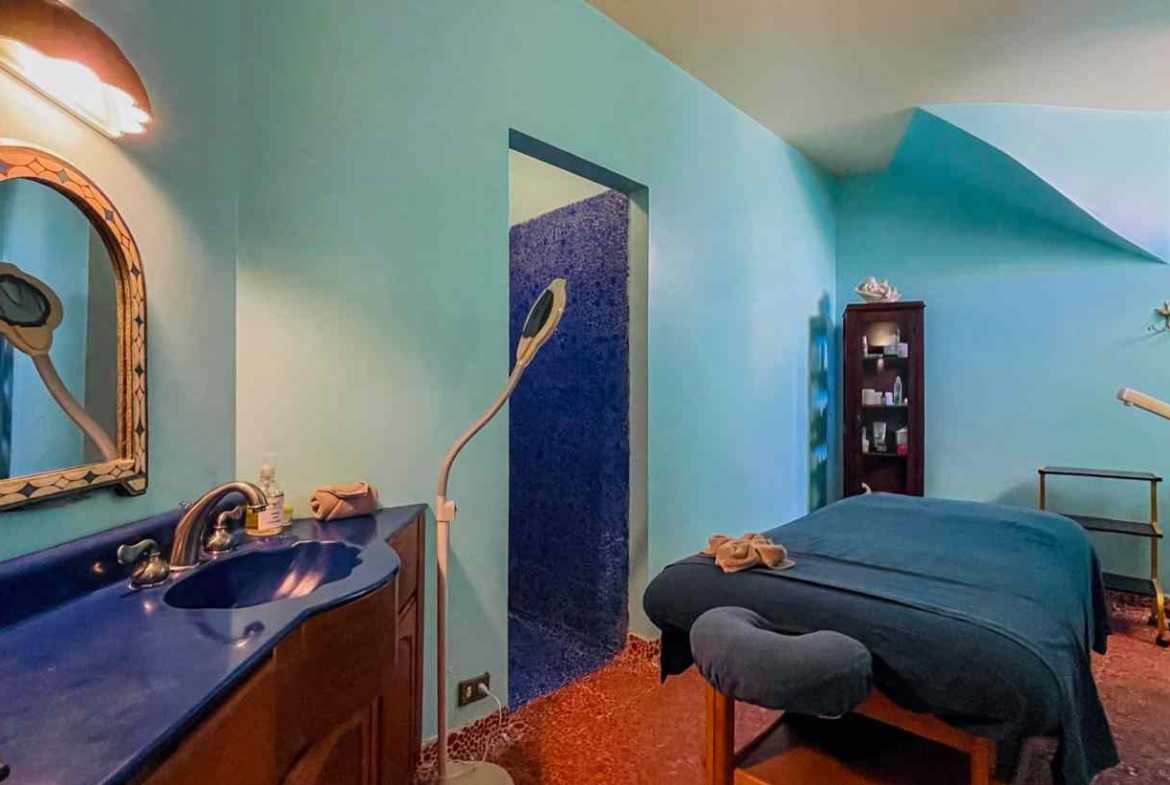 1170