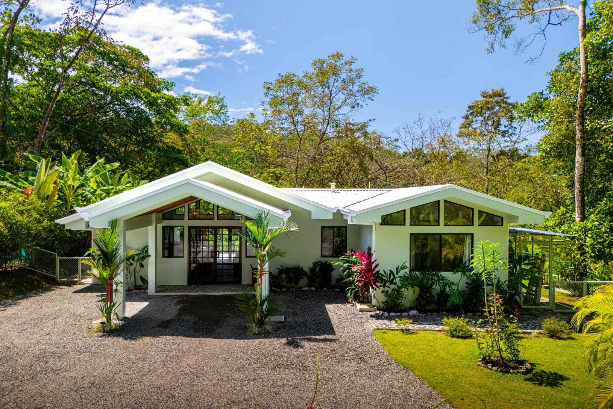 39945 (28) Private Jungle View 3-Bedroom Home with Fruit Trees & Chicken Coop in Uvita Costa Rica