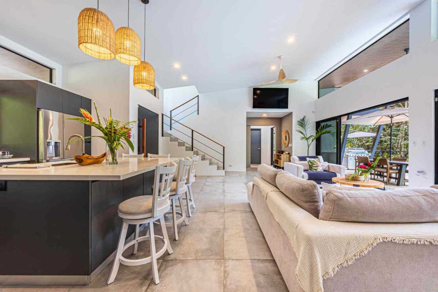 39980 (10) Private Luxury Retreat Ocean View 6-Bedroom Home in Paradise Breezes – A Private Retreat Near Dominical Costa Rica