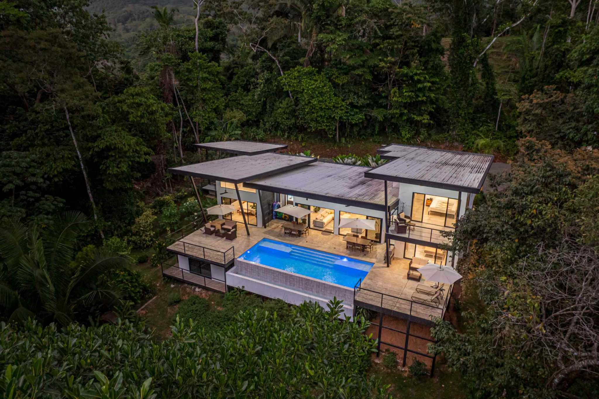 39980 (14) Private Luxury Retreat Ocean View 6-Bedroom Home in Paradise Breezes – A Private Retreat Near Dominical Costa Rica