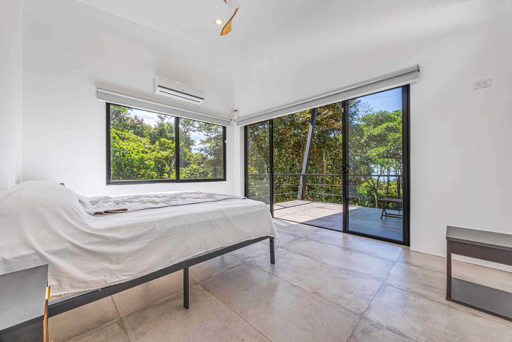 39980 (20) Private Luxury Retreat Ocean View 6-Bedroom Home in Paradise Breezes – A Private Retreat Near Dominical Costa Rica