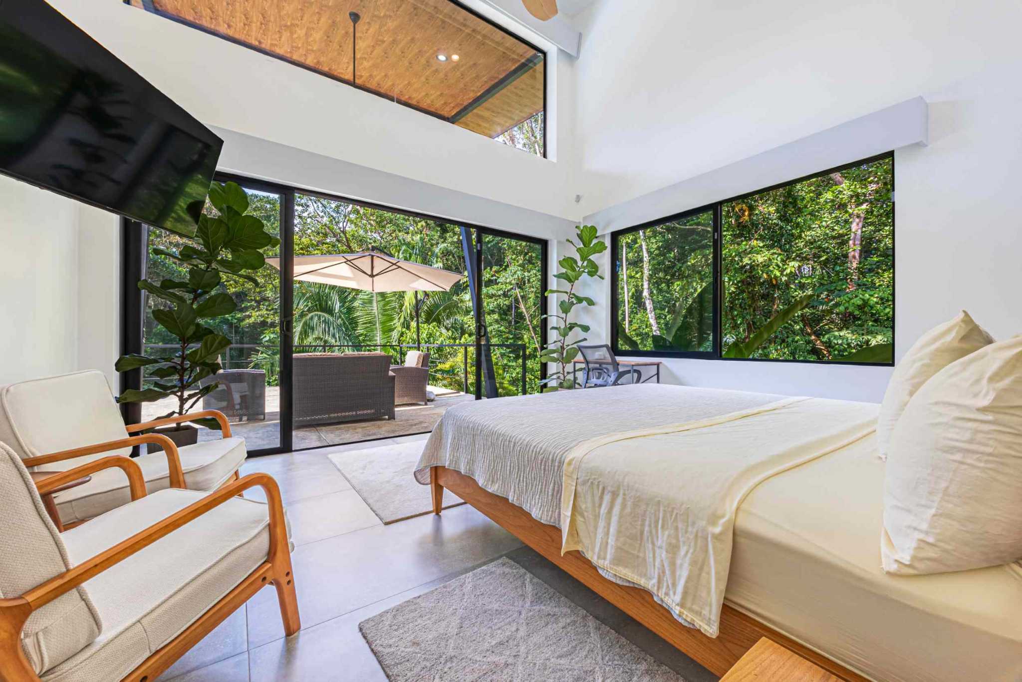 39980 (33) Private Luxury Retreat Ocean View 6-Bedroom Home in Paradise Breezes – A Private Retreat Near Dominical Costa Rica