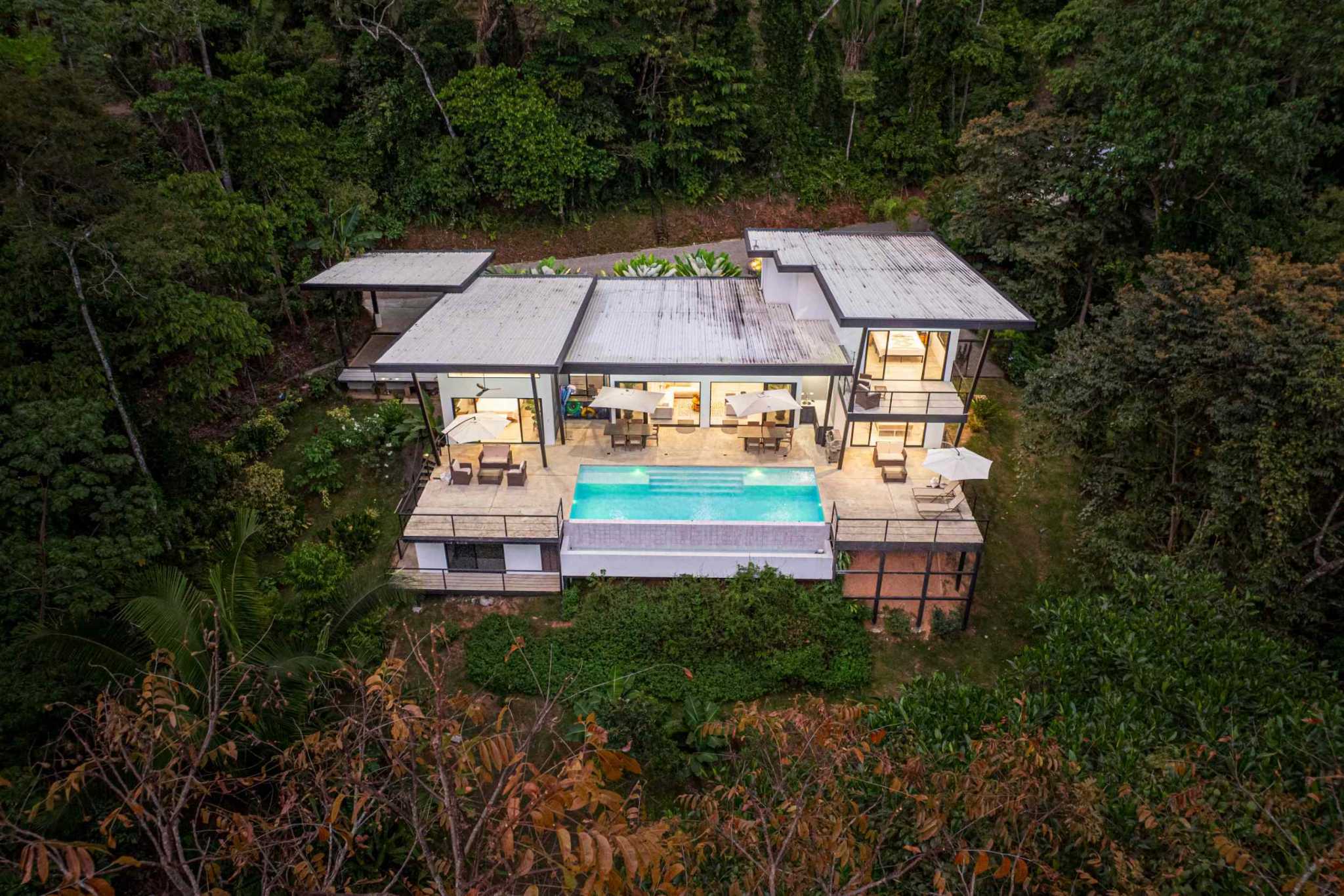 39980 (34) Private Luxury Retreat Ocean View 6-Bedroom Home in Paradise Breezes – A Private Retreat Near Dominical Costa Rica