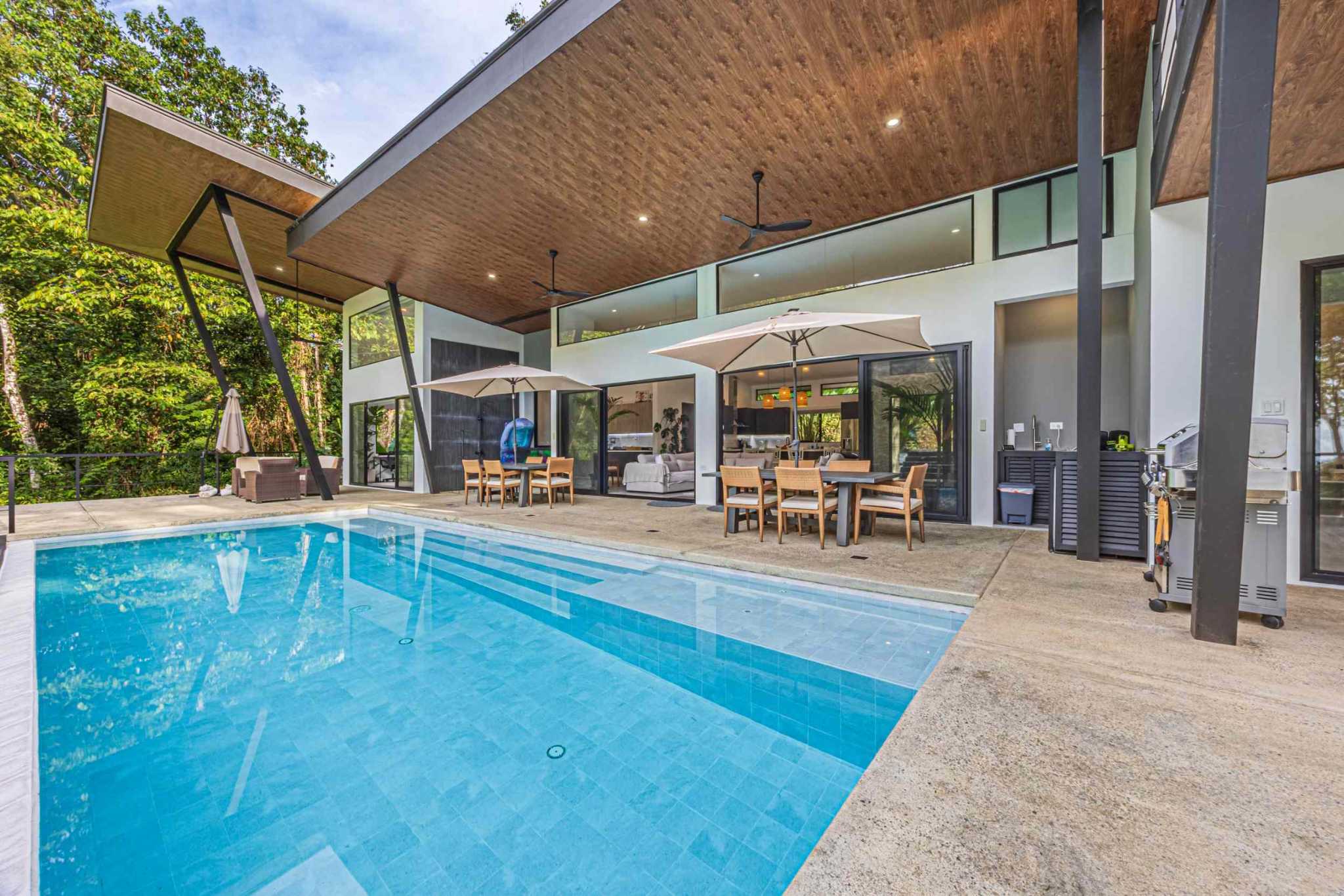 39980 (48) Private Luxury Retreat Ocean View 6-Bedroom Home in Paradise Breezes – A Private Retreat Near Dominical Costa Rica
