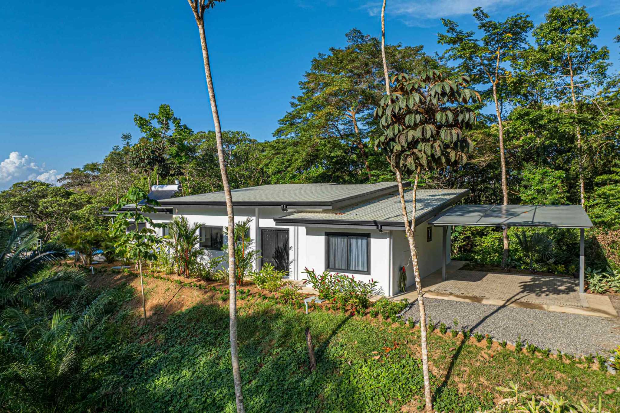 Modern 3-Bedroom Villa on 1.5 Acres of Lush Jungle and Elegance in the Hills of Uvita Costa Rica
