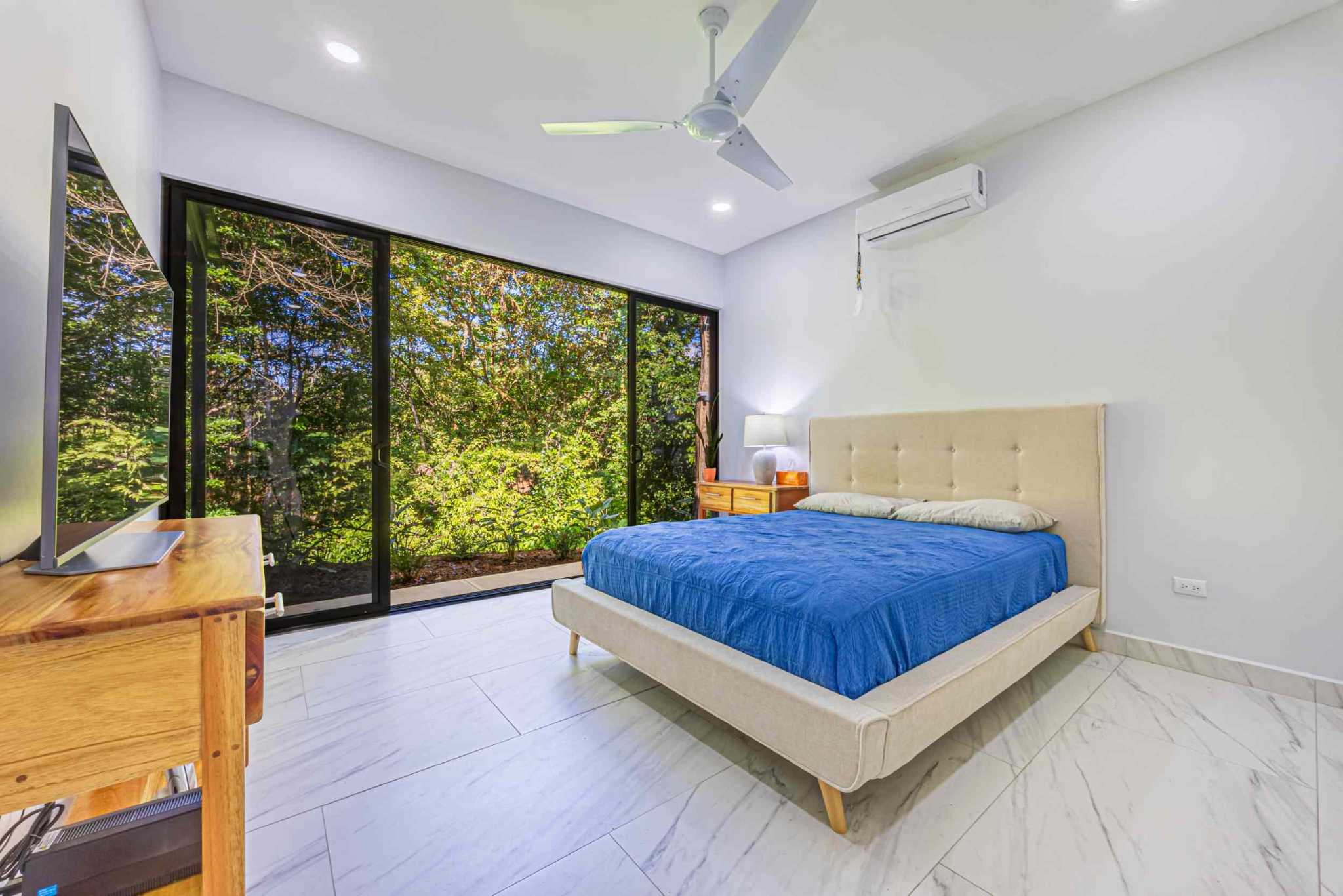 Modern 3-Bedroom Villa on 1.5 Acres of Lush Jungle and Elegance in the Hills of Uvita Costa Rica