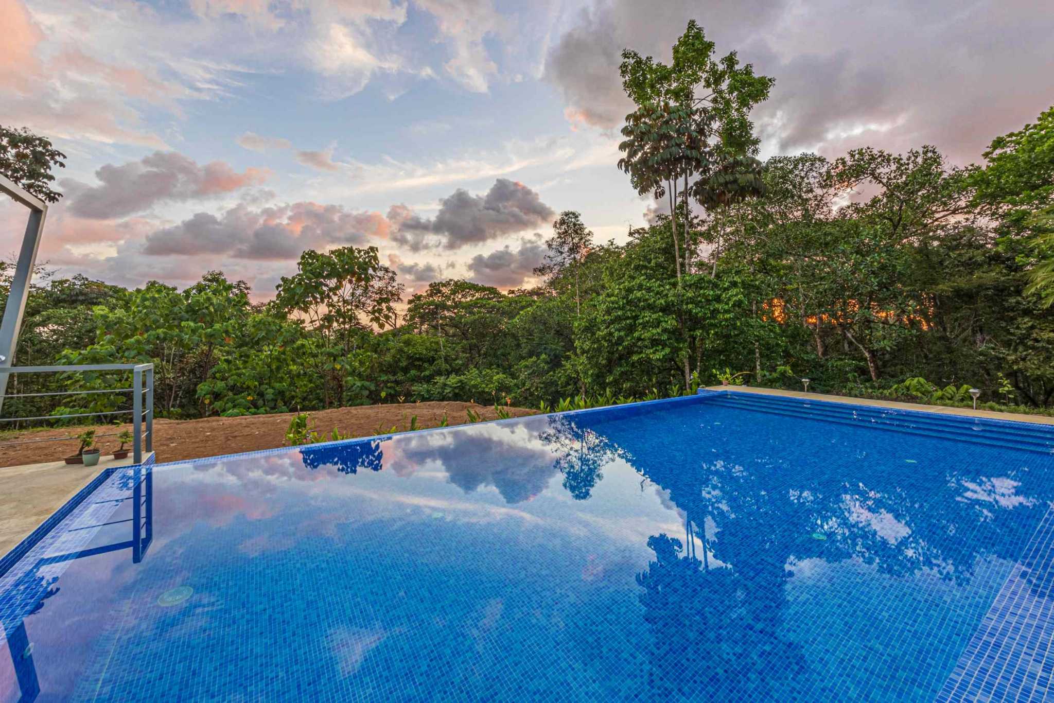 Modern 3-Bedroom Villa on 1.5 Acres of Lush Jungle and Elegance in the Hills of Uvita Costa Rica