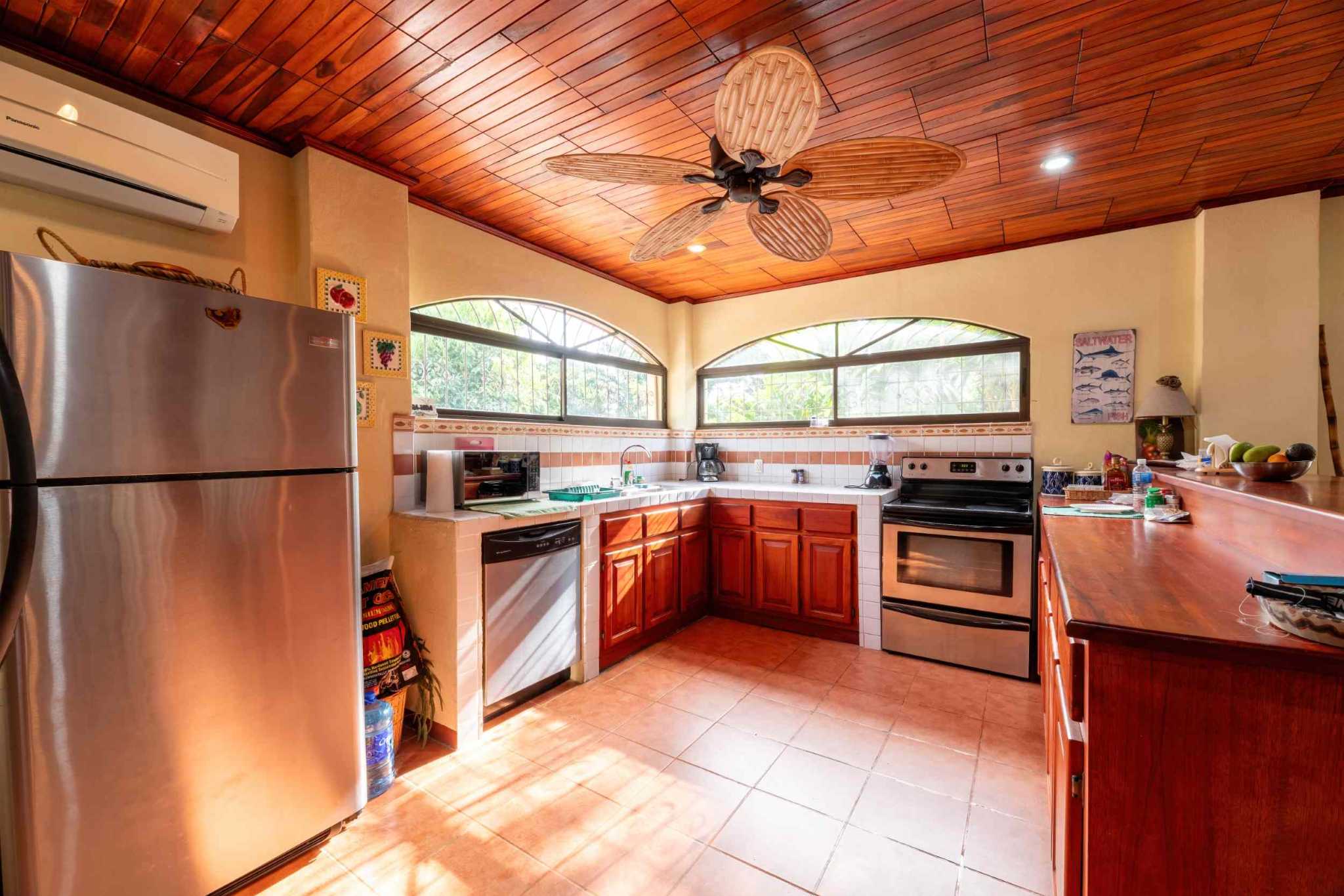 Fully Furnished 3-Bedroom Colonial Style Home with Spacious Grounds in Tinamastes Costa Rica