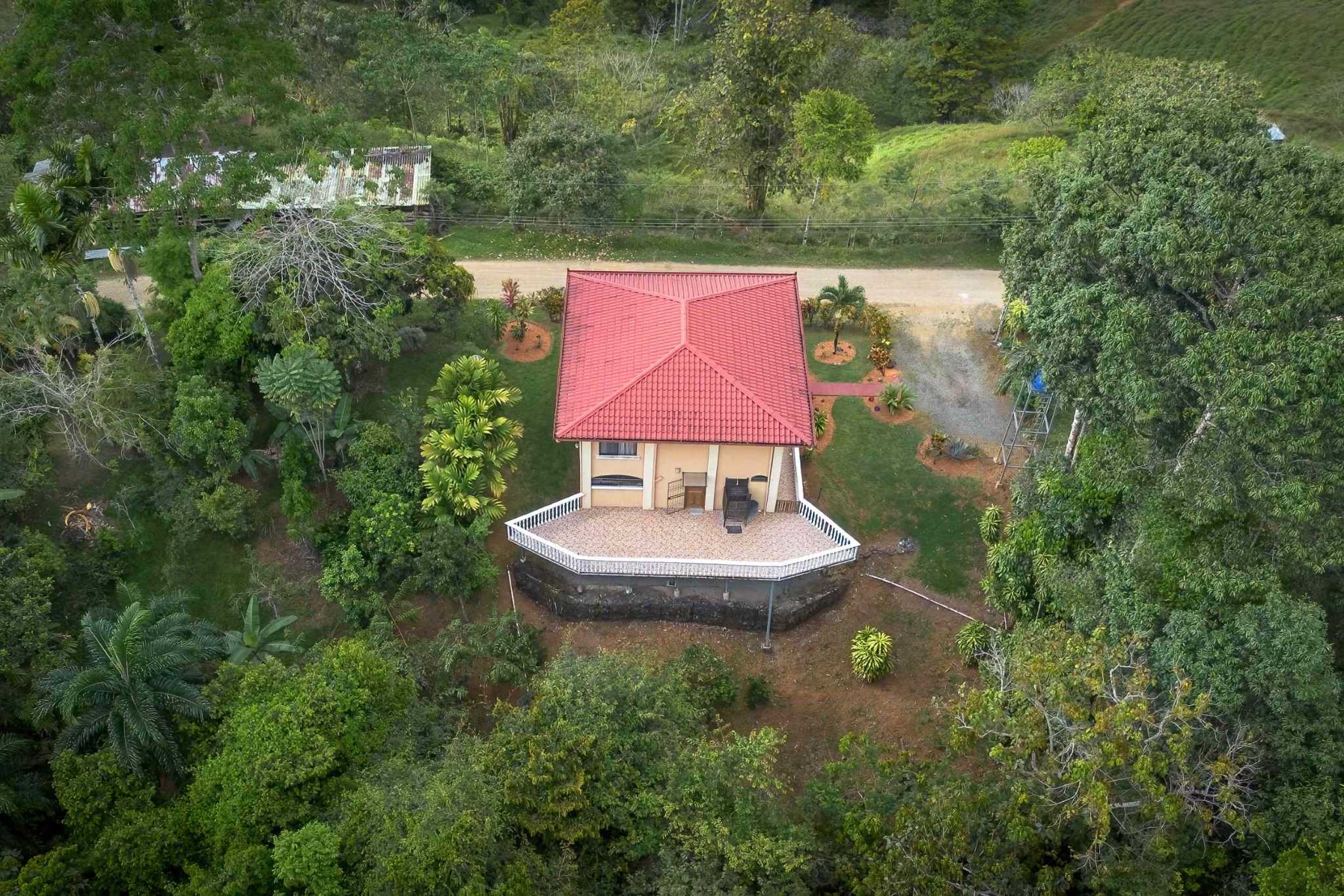 40129 (29) Fully Furnished 3-Bedroom Colonial Style Home with Spacious Grounds in Tinamastes Costa Rica
