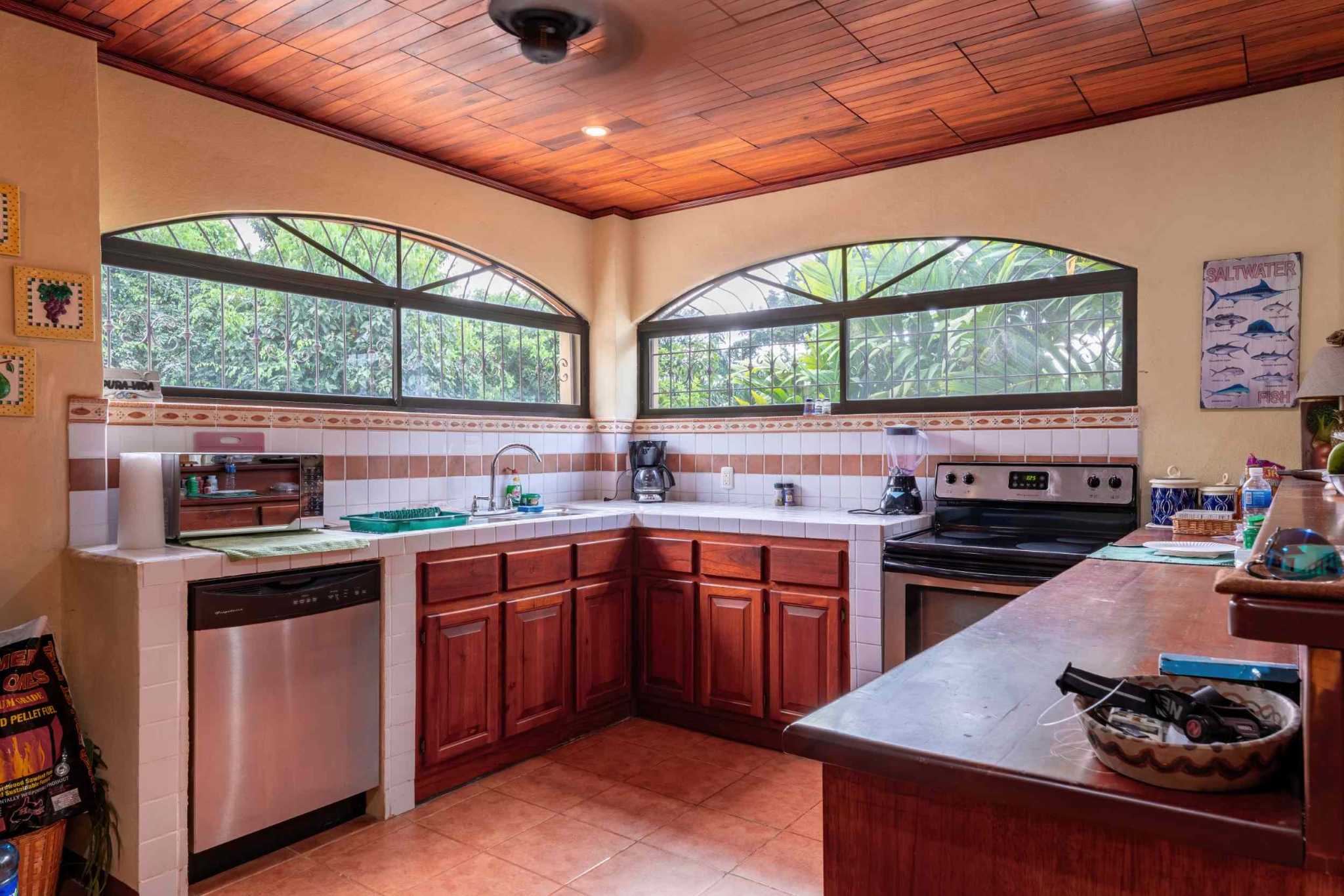 Fully Furnished 3-Bedroom Colonial Style Home with Spacious Grounds in Tinamastes Costa Rica